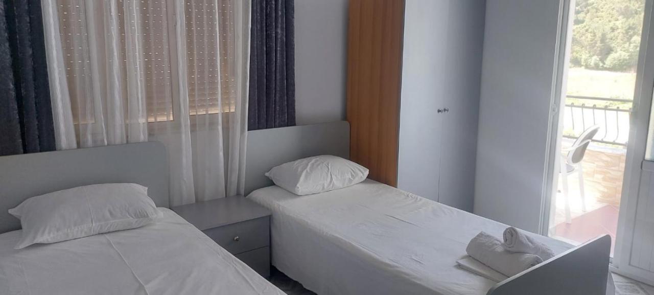 Villa Deart Berat Bagian luar foto
